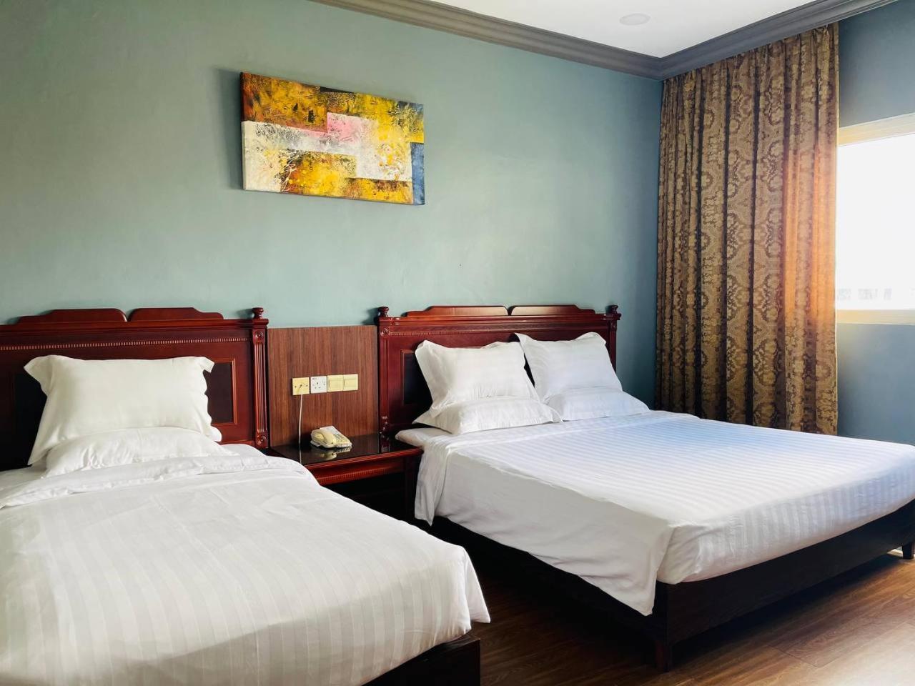 Penview Hotel Kuching Kültér fotó