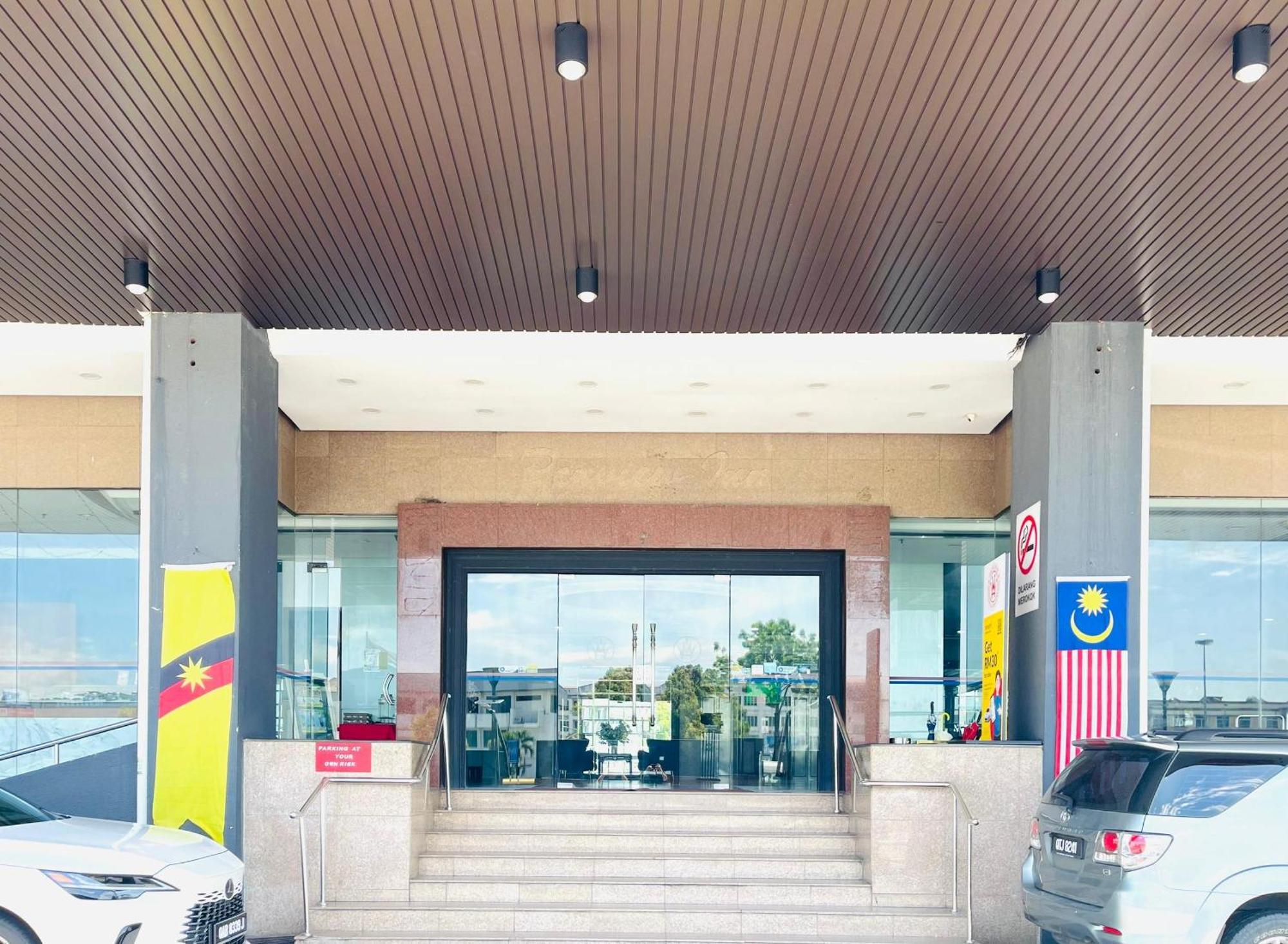 Penview Hotel Kuching Kültér fotó
