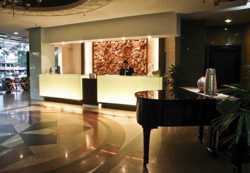 Penview Hotel Kuching Kültér fotó