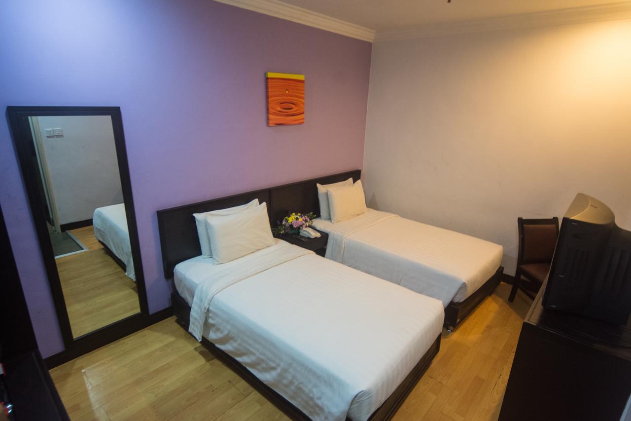Penview Hotel Kuching Kültér fotó